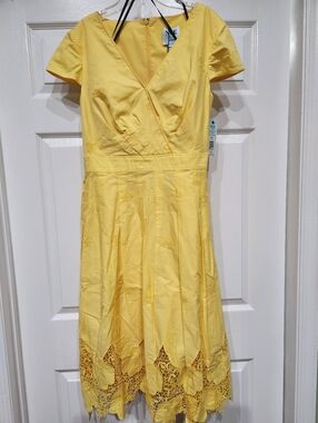 Nue by Shani Yellow Embroidered Lace-Hem Midi Dress